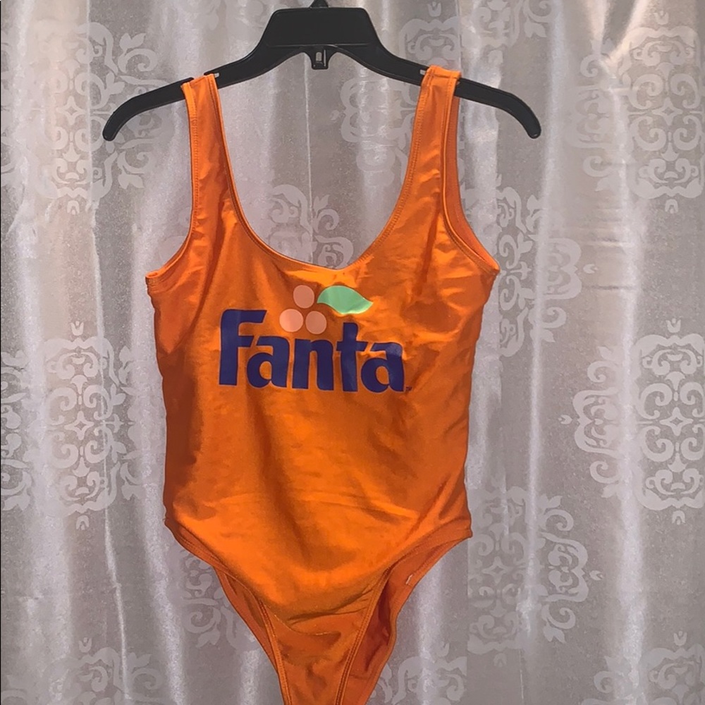 Fanta bodysuit